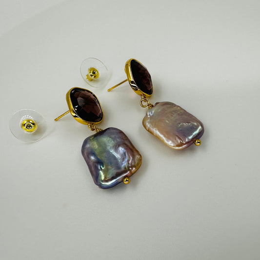 Earring drop with square baroque pearl and purple square-cut zirconia