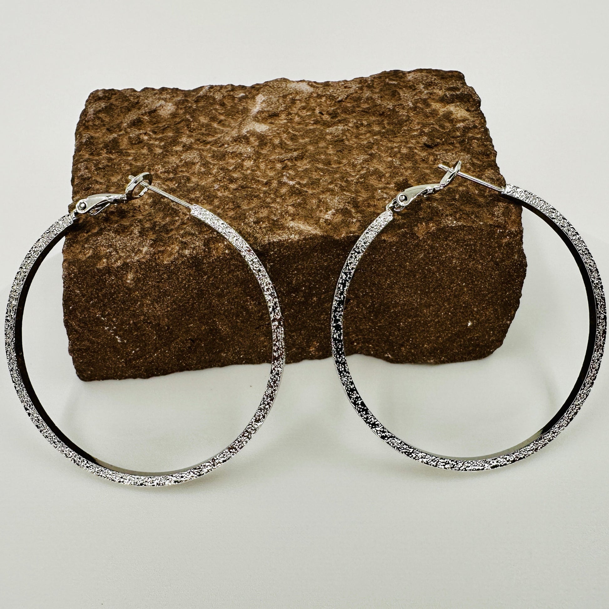 45mm hammered hoop earrings in silver-tone with 925 sterling silver needle