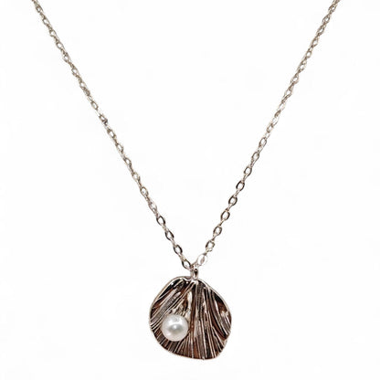 42cm 925 sterling silver necklace with 13mm textured leaf pendant and 4mm freshwater pearl